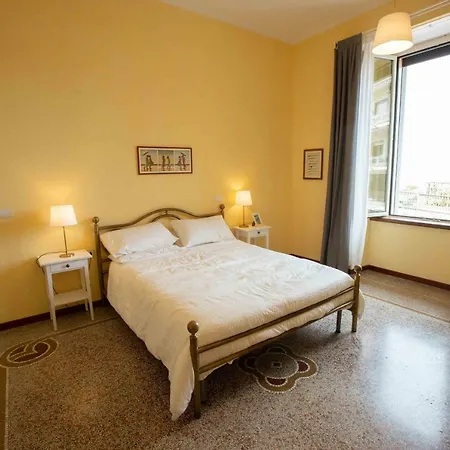 Apartman Orazio On The Castle By Dimorra Nápoly